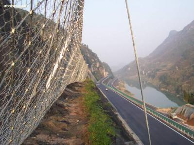 哈巴河县环形边坡防护网