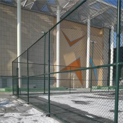 市中心乌鲁木齐市飞机场体育场围栏安装